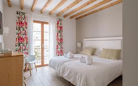 Rosal By Seaward Suites (Adults Only)